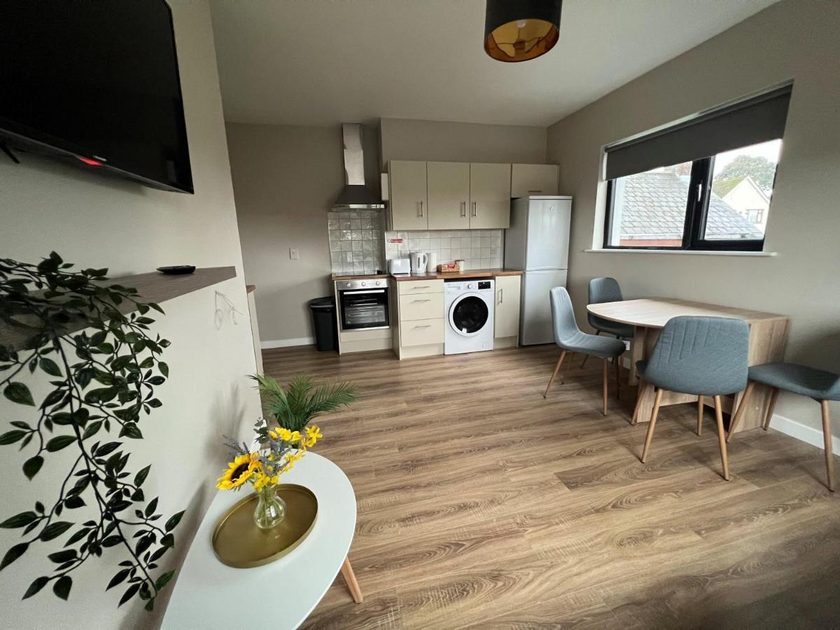 Top Of The Town No.5 Cootehill Extérieur photo